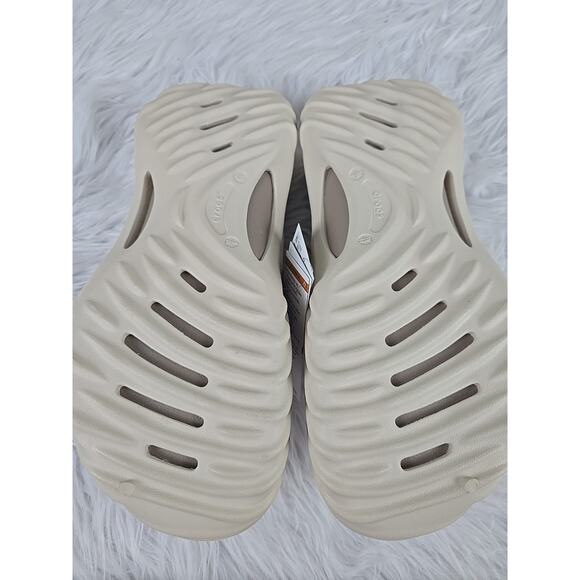 Crocs Echo Wave Almond Tint 210521-0LD Men's 9 Women's 11 New Slip On Comfort - Picture 9 of 9